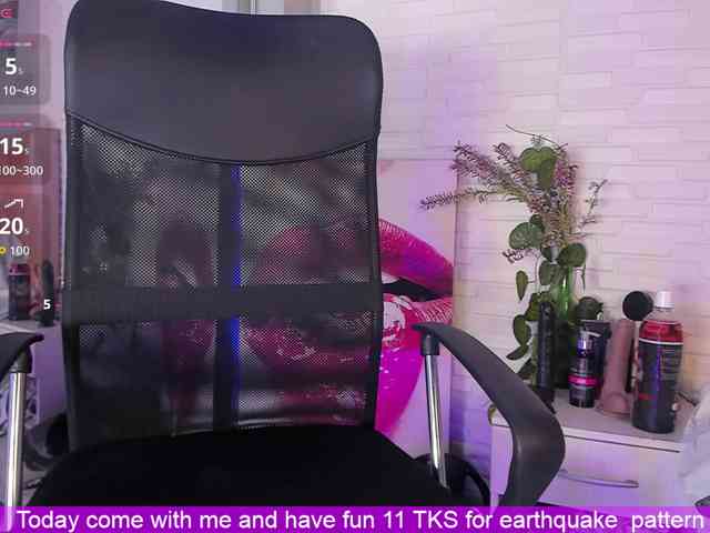 VictoriiaCross webcam