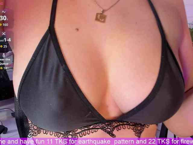 VictoriiaCross webcam