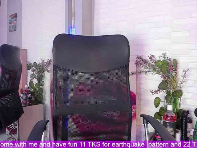 VictoriiaCross webcam