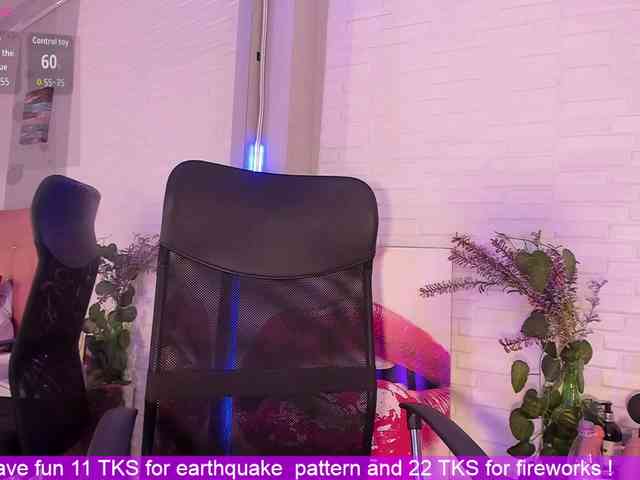 VictoriiaCross webcam