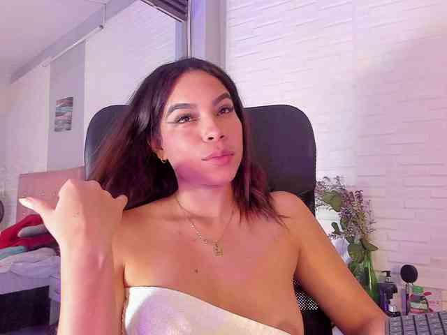 VictoriiaCross webcam