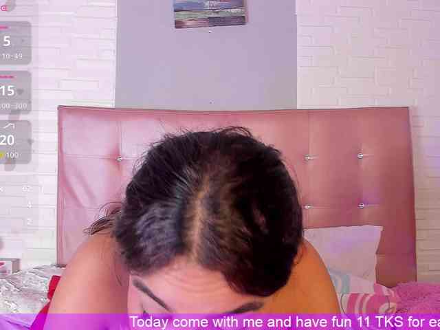 VictoriiaCross webcam