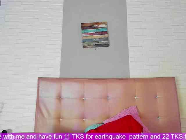 VictoriiaCross webcam