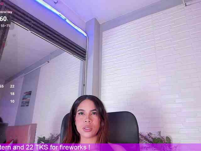 VictoriiaCross webcam