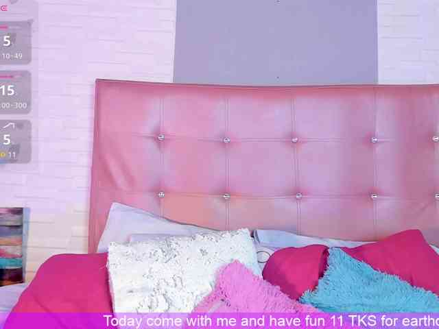 VictoriiaCross webcam