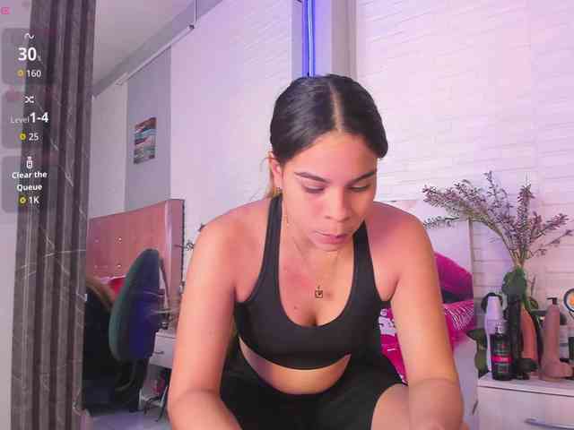 VictoriiaCross webcam