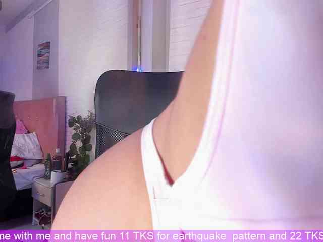 VictoriiaCross webcam