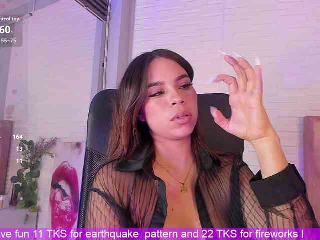 VictoriiaCross webcam