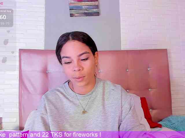 VictoriiaCross webcam