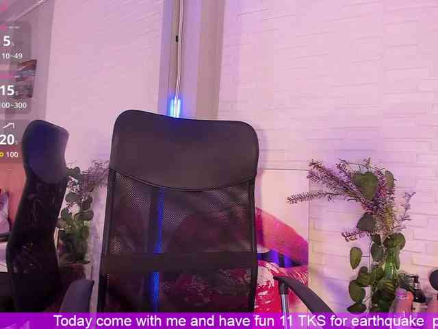 VictoriiaCross webcam