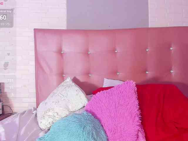 VictoriiaCross webcam