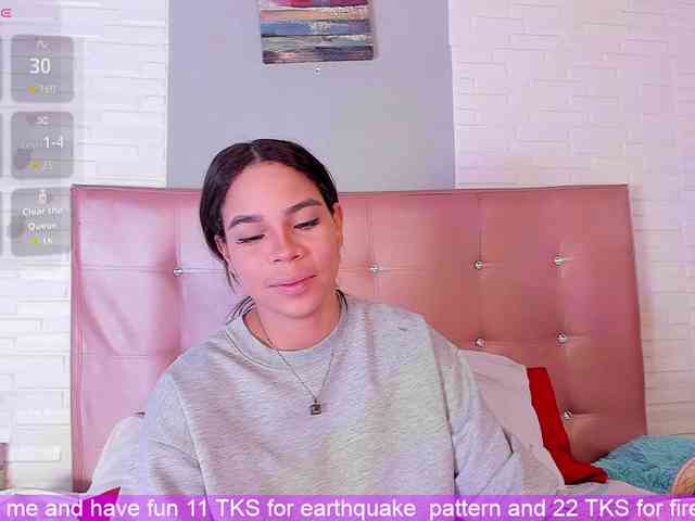 VictoriiaCross webcam