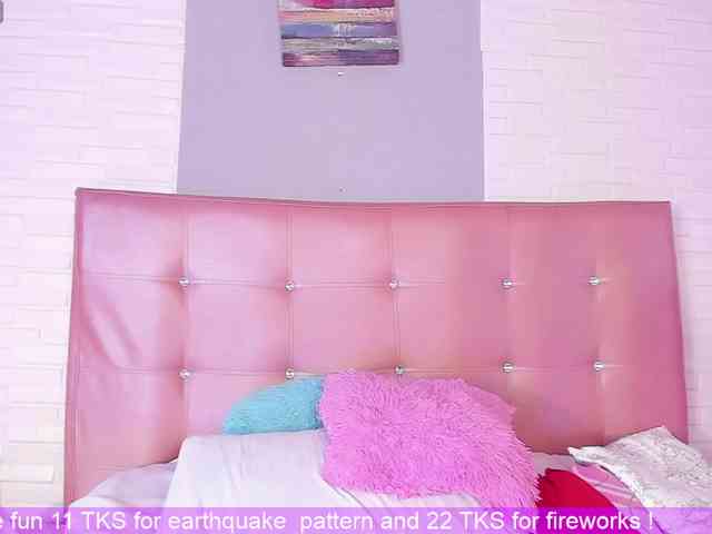 VictoriiaCross webcam