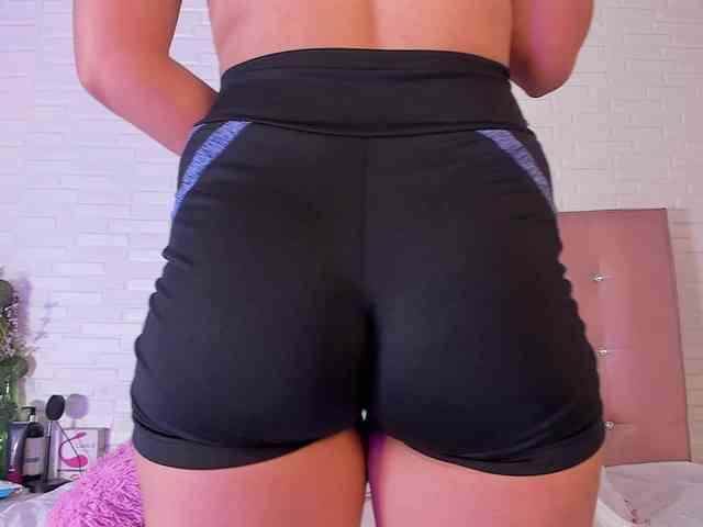 VictoriiaCross webcam