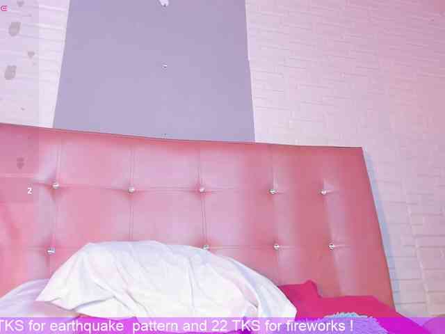 VictoriiaCross webcam