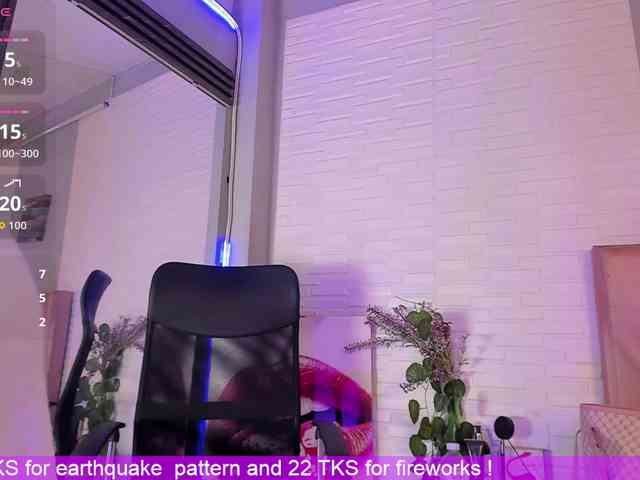 VictoriiaCross webcam