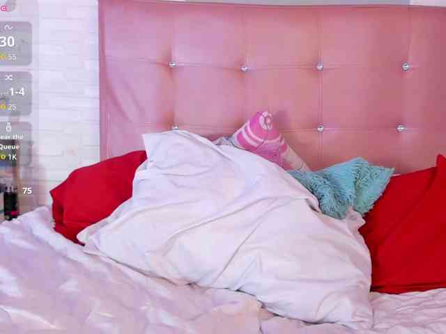 VictoriiaCross webcam