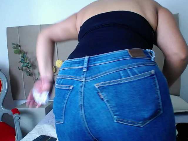 Miia-Colliins-- webcam bongacams model stream image