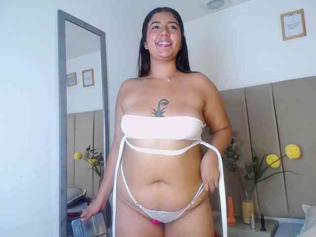 Miia-Colliins-- webcam