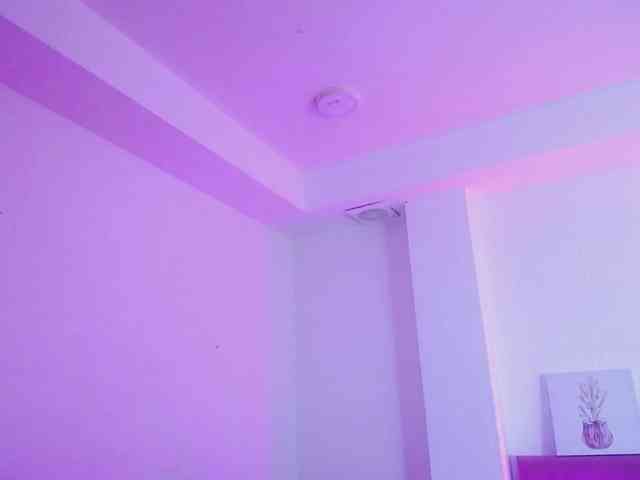 Miia-Colliins-- webcam