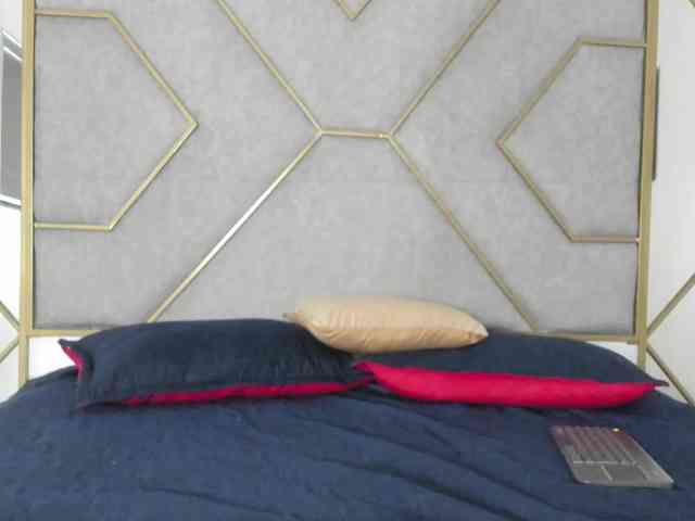 Miia-Colliins-- webcam