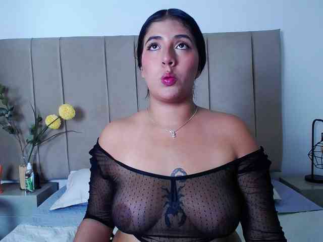 Miia-Colliins-- webcam