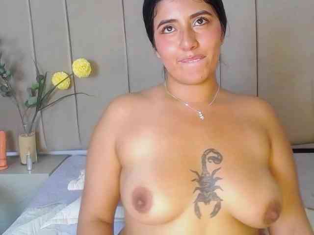 Miia-Colliins-- webcam
