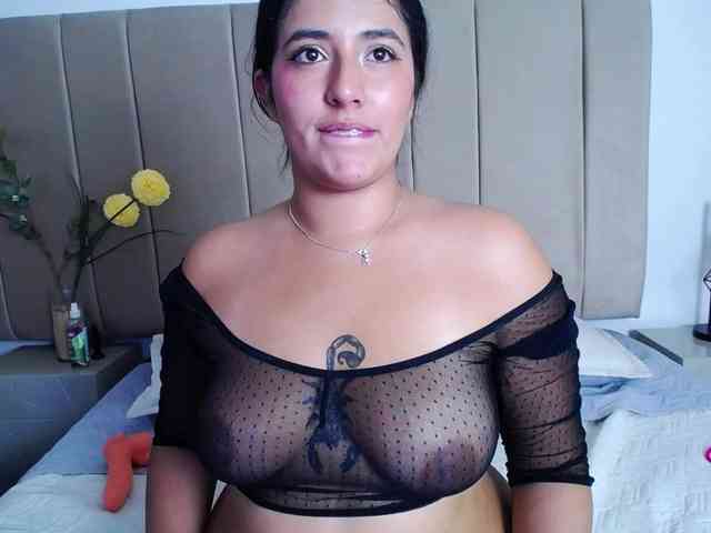 Miia-Colliins-- webcam