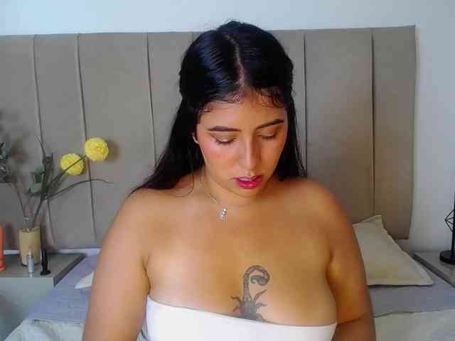 Miia-Colliins-- webcam