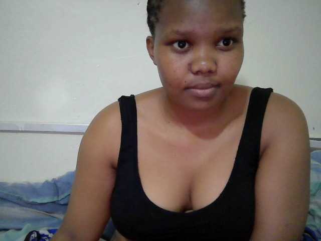 Shepretty webcam bongacams model stream image