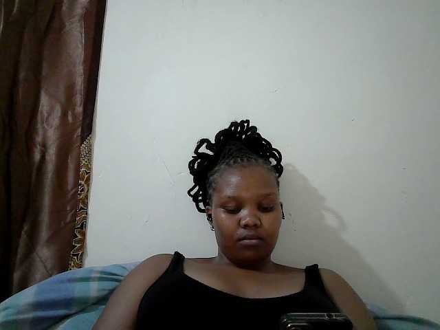 Shepretty webcam bongacams model stream image