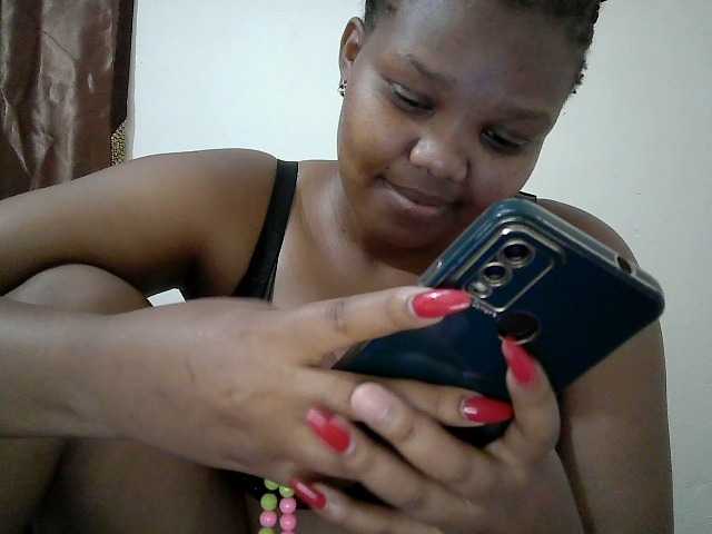 Shepretty's BongaCams show and profile