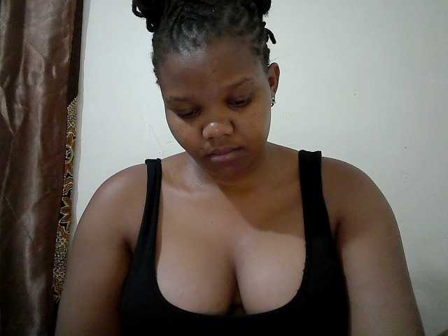 Shepretty's BongaCams show and profile