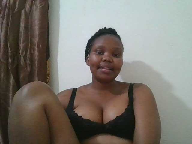 Shepretty webcam