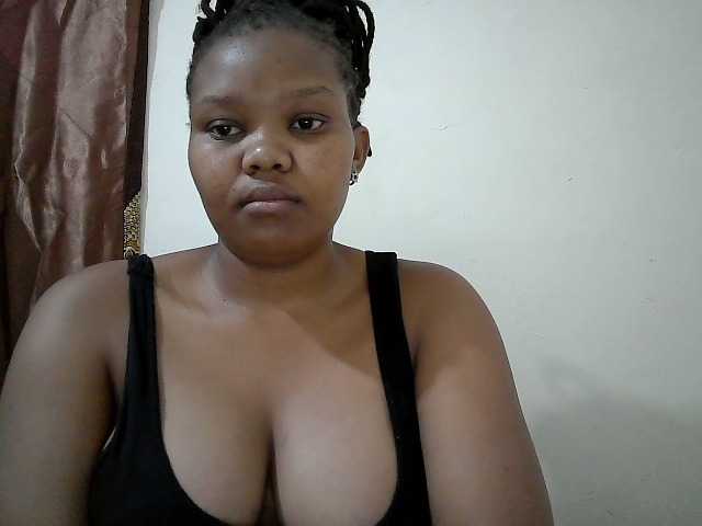 Shepretty's BongaCams show and profile