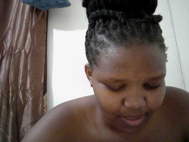 Shepretty Live Cam on BongaCams