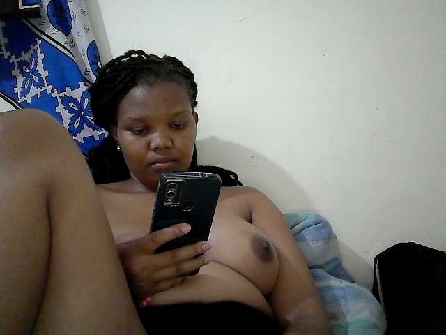 Shepretty's BongaCams show and profile