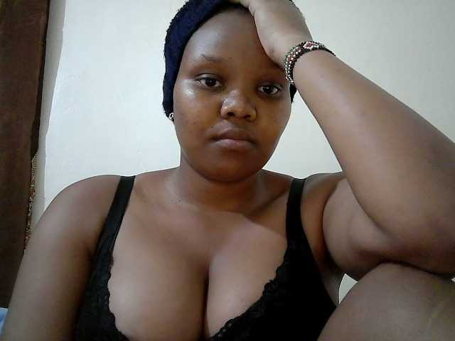 Shepretty's BongaCams show and profile