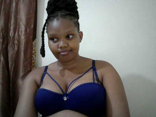 Shepretty's BongaCams show and profile