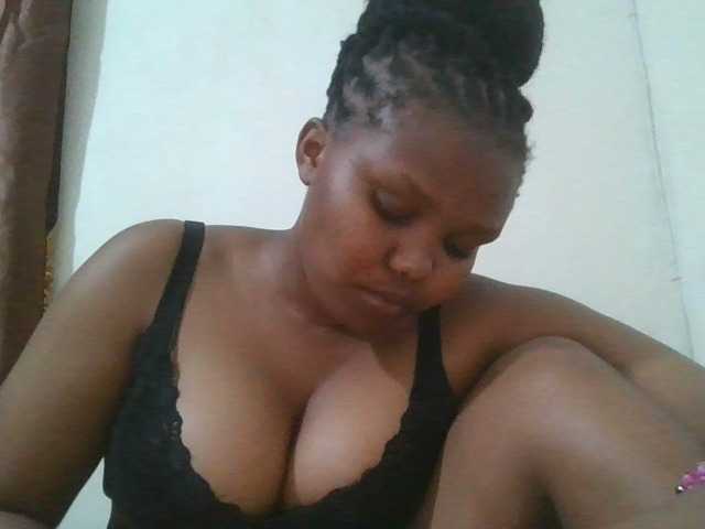 Shepretty webcam