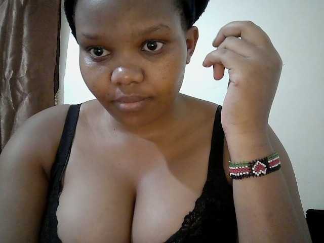 Shepretty's BongaCams show and profile