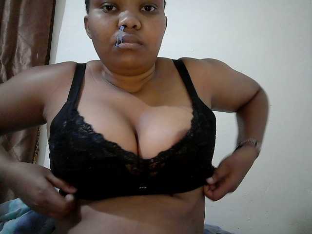 Shepretty's BongaCams show and profile