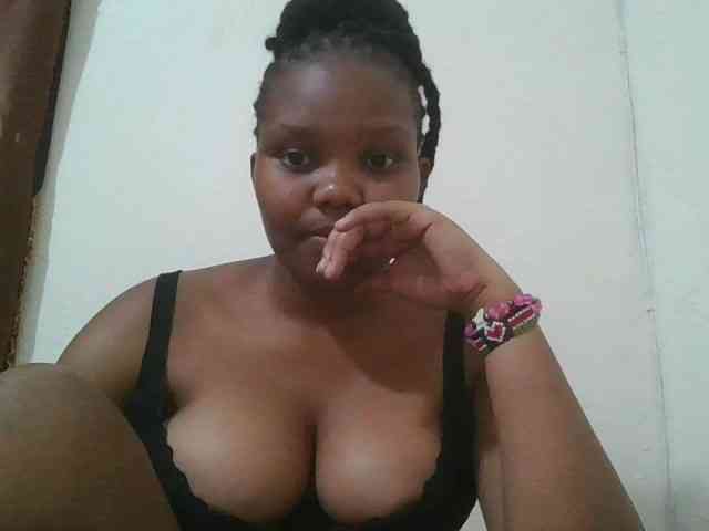 Shepretty webcam