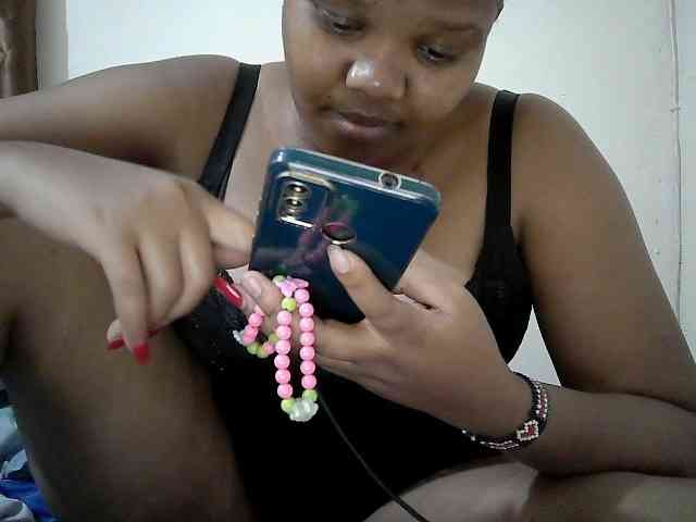 Shepretty Live Webcam on BongaCams