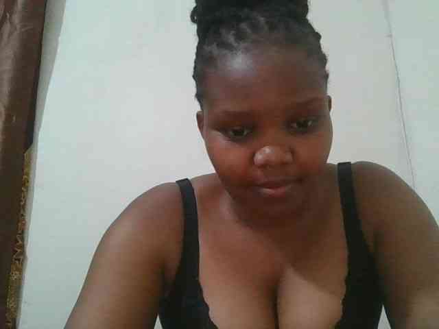 Shepretty bongacams