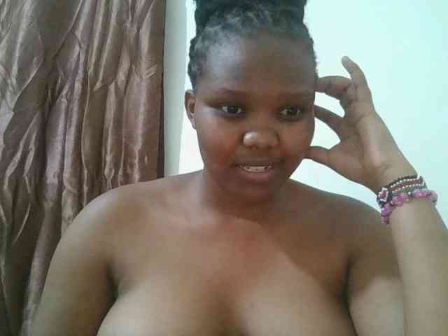 Shepretty webcam
