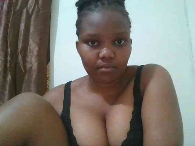Shepretty webcam