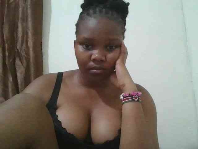 Shepretty webcam