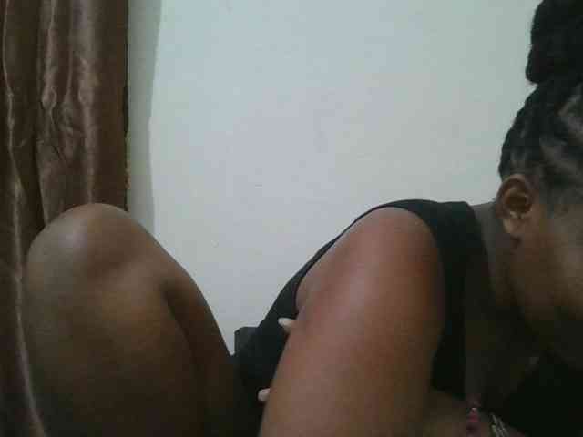 Shepretty webcam