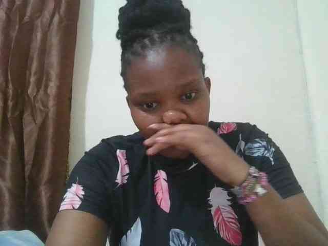 Shepretty webcam